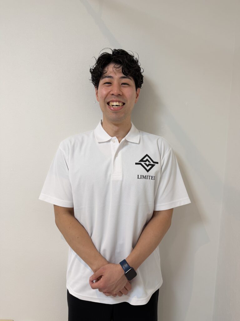 杉山トレーナーの写真
